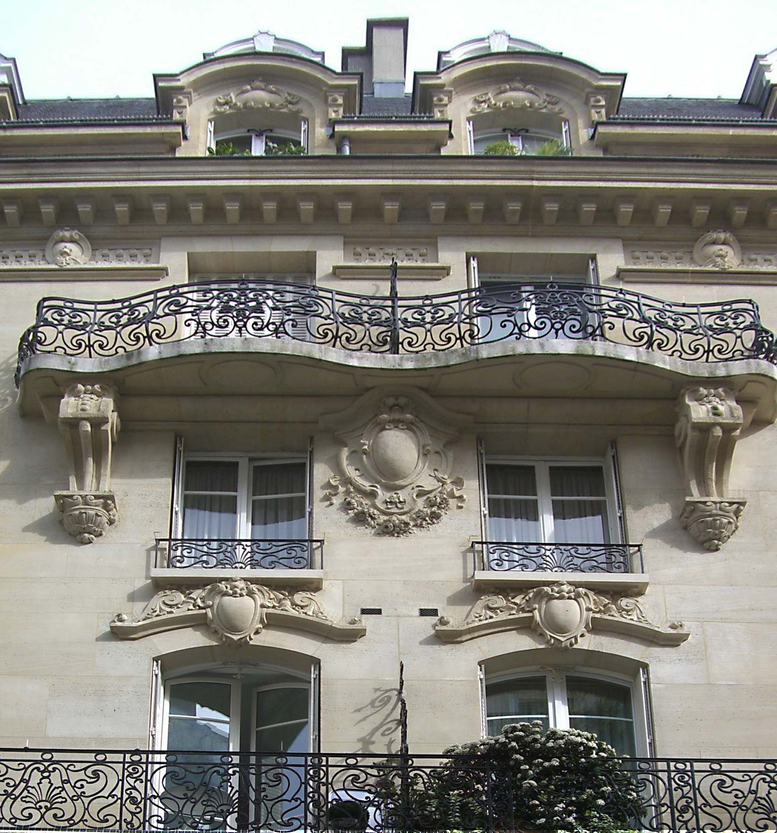 Paris fractional ownership on rue Roi de Sicile